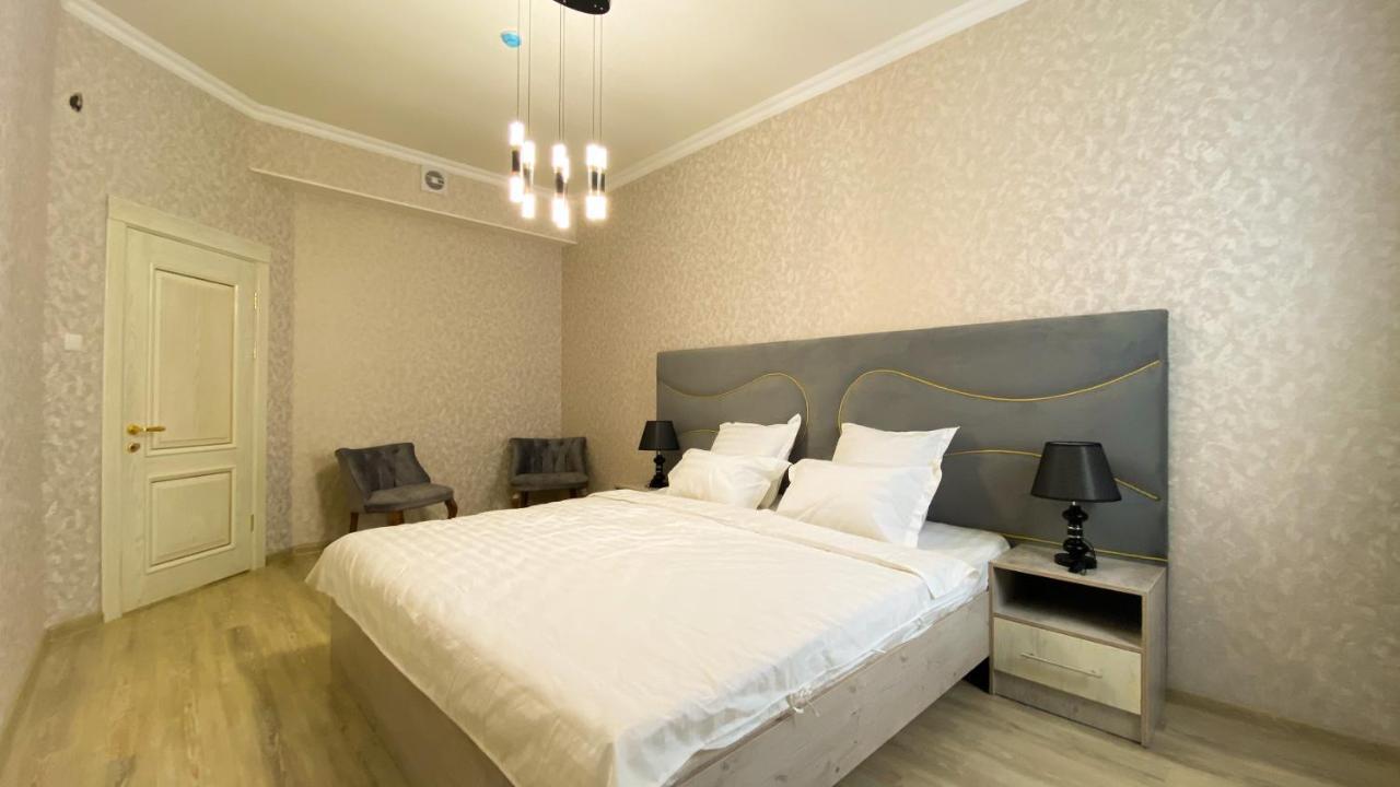 Golden Ray Hotel Turkistan Buitenkant foto