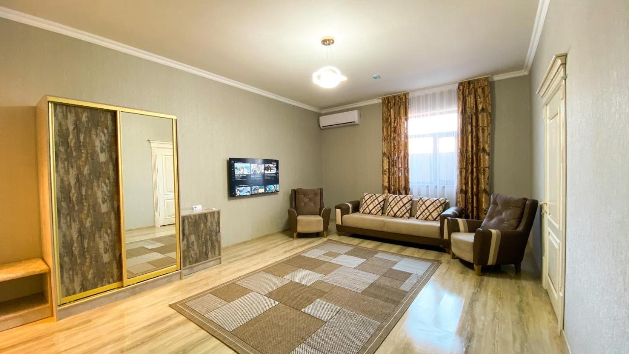 Golden Ray Hotel Turkistan Buitenkant foto