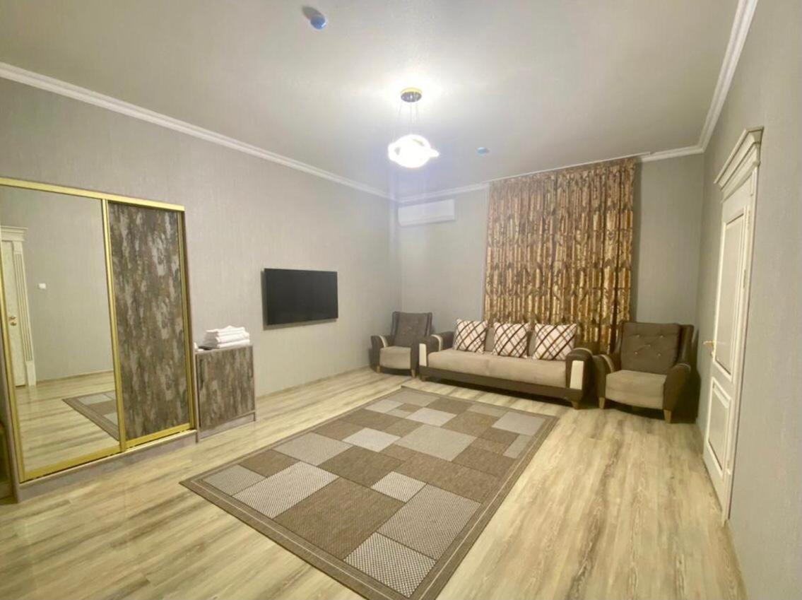 Golden Ray Hotel Turkistan Buitenkant foto